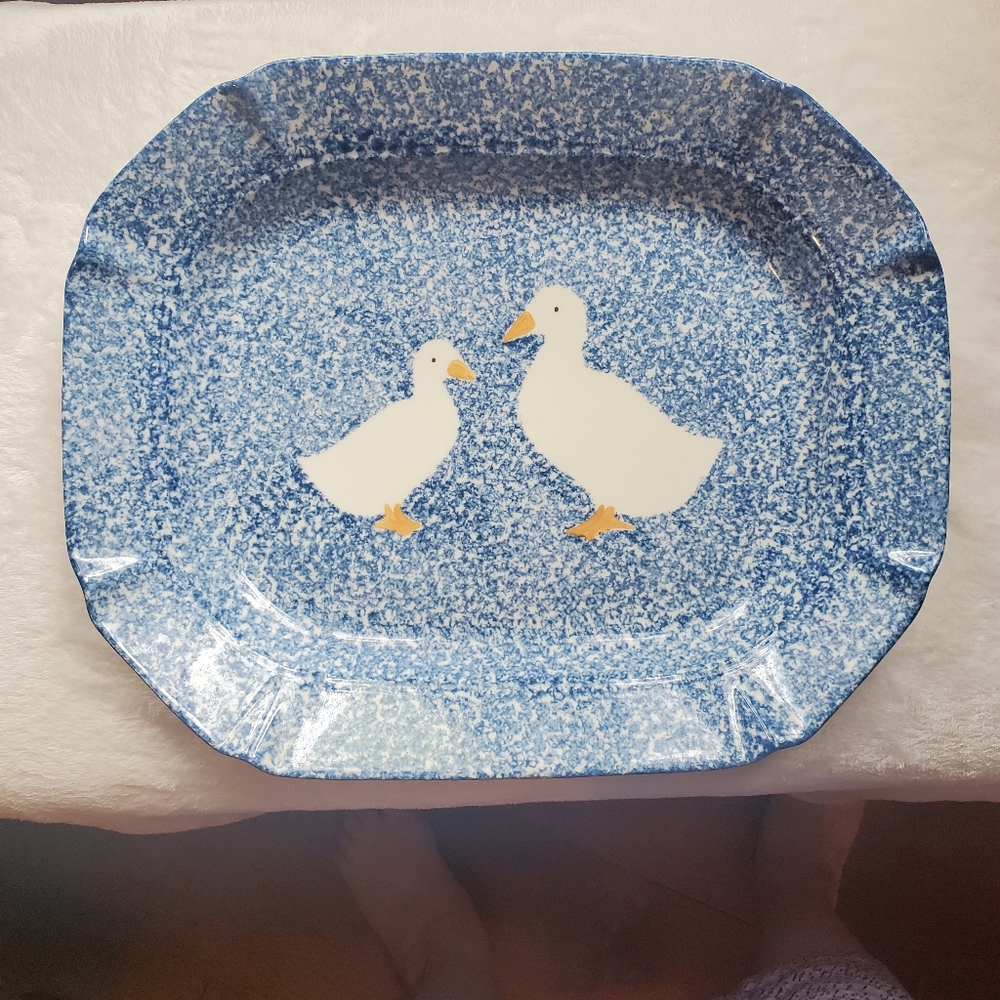 Spatterware collectible tray